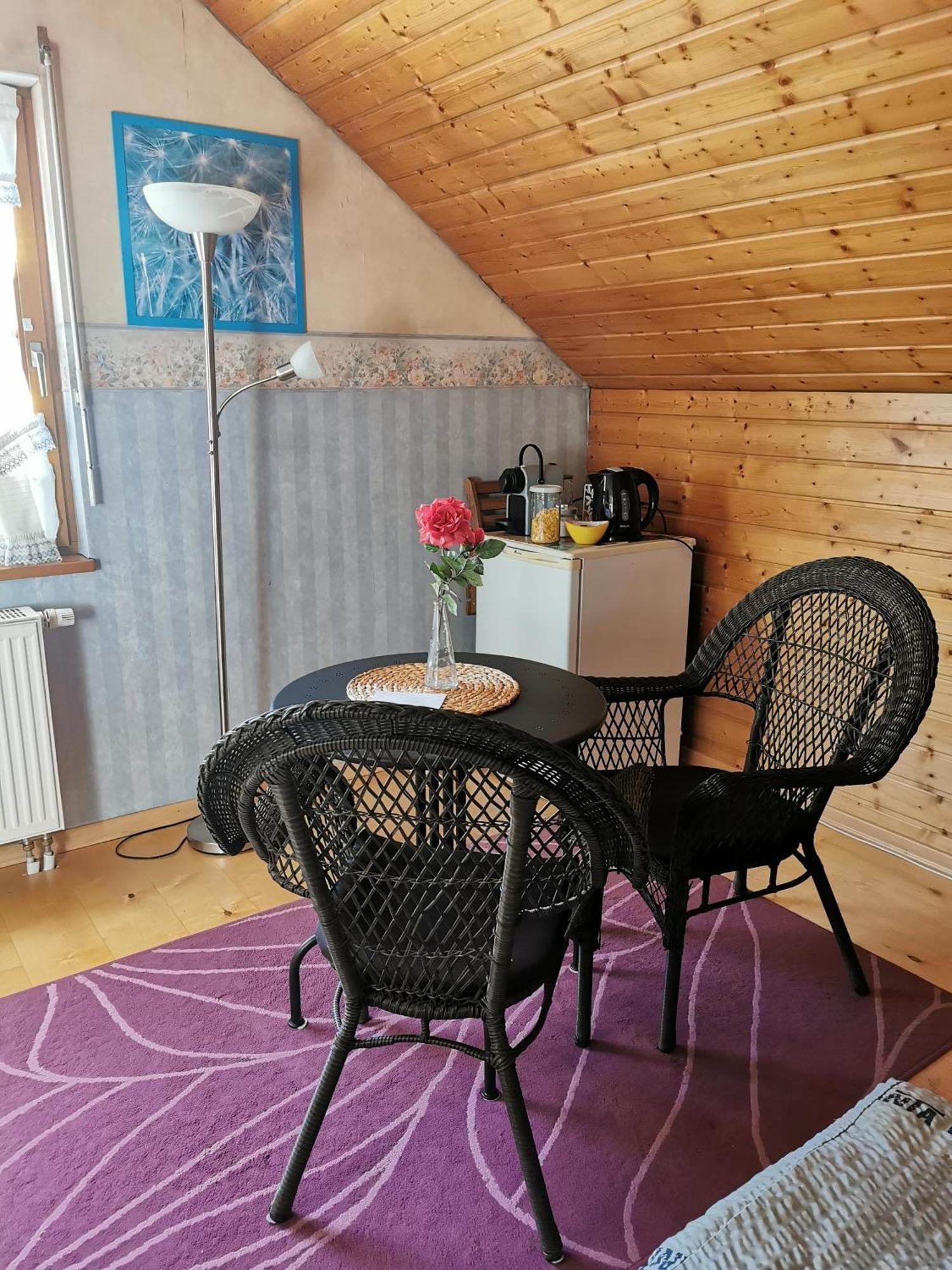 Vreni's Gästezimmer Himmelried Exteriör bild