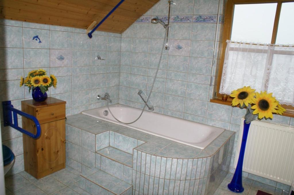 Vreni's Gästezimmer Himmelried Rum bild